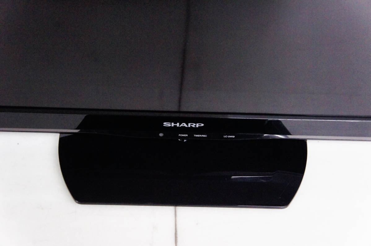 【中古】(良い)シャープ 16V型 液晶 テレビ AQUOS HC-16TT1-W ハイビジョン 2015年モデル