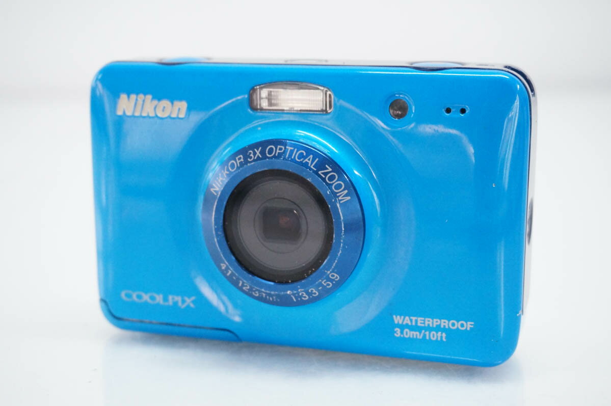 Rakuten - 【中古】ニコンNIKON コンパクトデジタルカメラ COOLPIXクールピクス S30 乾電池駆動
