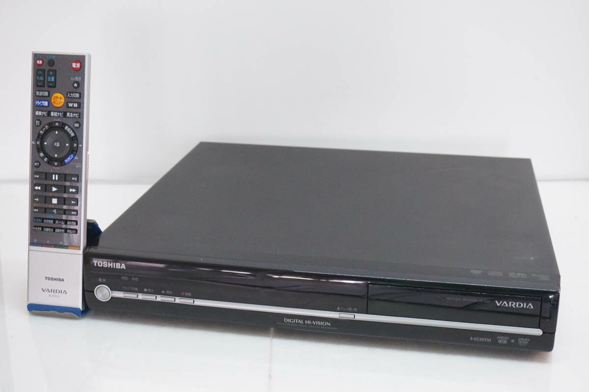 【中古】東芝TOSHIBA DVDレコーダー DVD-RAM/-R/-RW/-R DL 地上/BS/CS110度デジタル内蔵 RD-S302 HDD300GB