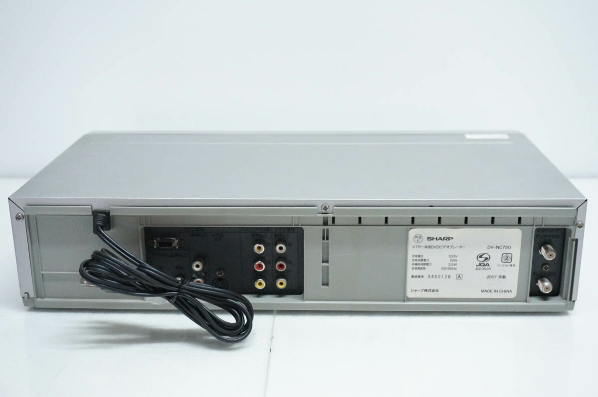����š�SHARP���㡼�� VTR���η�DVD�ӥǥ��ץ졼�䡼 DVD�ץ졼�䡼���η�VHS�ӥǥ��ǥå� DV-NC750