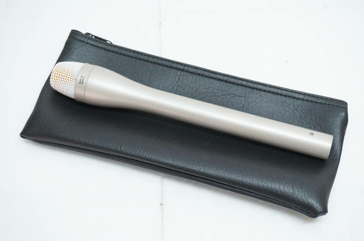 Rakuten - 【中古】SHURE インタビュー用 ダイナミックマイクロホン シャンパンゴールド SM63L