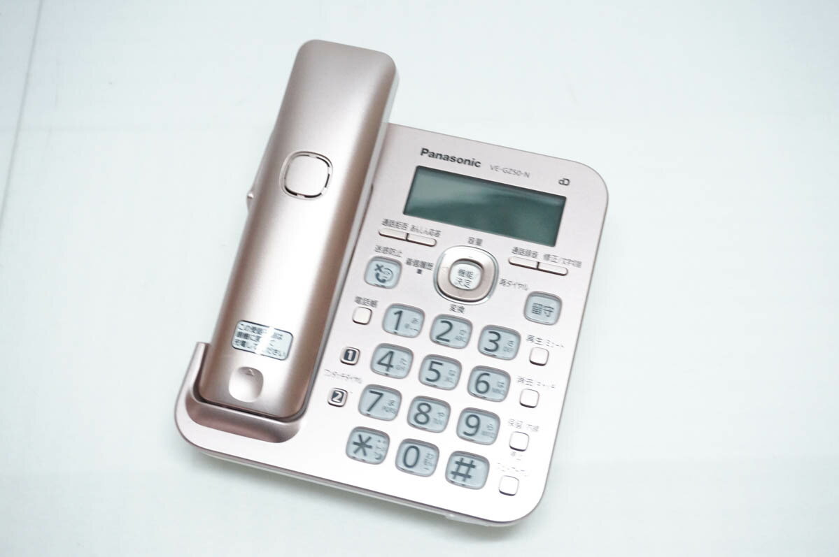 ss2472【中古】　パナソニック　コードレス電話機　VE-GDS02DL-T　モカ 　Panasonic　子機1台　電話機　コードレスホン　薄茶 　省スペース　コンパクト　デジタル　ルルル　Ru・Ru・Ru ss2472【中古】 パナソニック コードレス電話機 VE-GDS02DL-T モカ