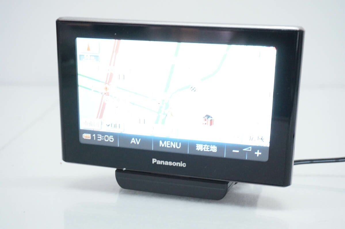 【中古】C Panasonicパナソニック ポータブルSDカーナビステーション CN-MP500D stradaストラーダ