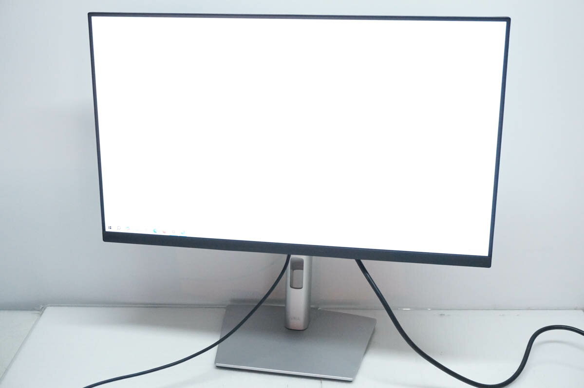 【値下げ】P2422HE プロフェッショナルシリーズ 23.8インチ Dell 24 USB-Cハブ モニター - P2422HE | Dell 日本