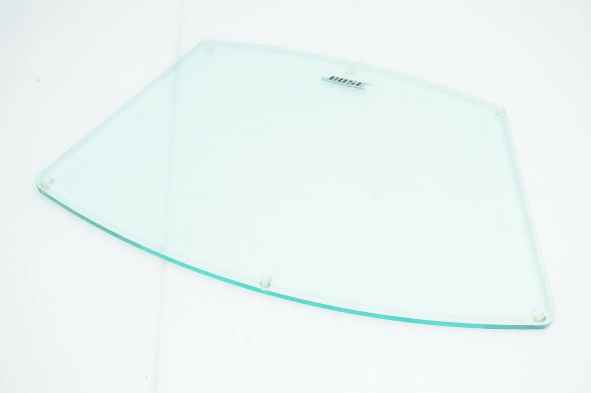 ●商品情報 ・BOSE Wave Music System専用ガラステーブル ※詳細はメーカーHP等をご確認ください。 ●状態／【中古】 ・キズやスレ、使用感がございます。 ●付属品／ガラステーブルのみ ●保証／- ●送料無料 ※沖縄県・離島へは配送致しかねます。予めご了承ください。 ※随時更新してはおりますが、他サイトにて同時販売中のため購入のタイミングによっては売り切れの場合がございます。売切れの際はご連絡いたします。