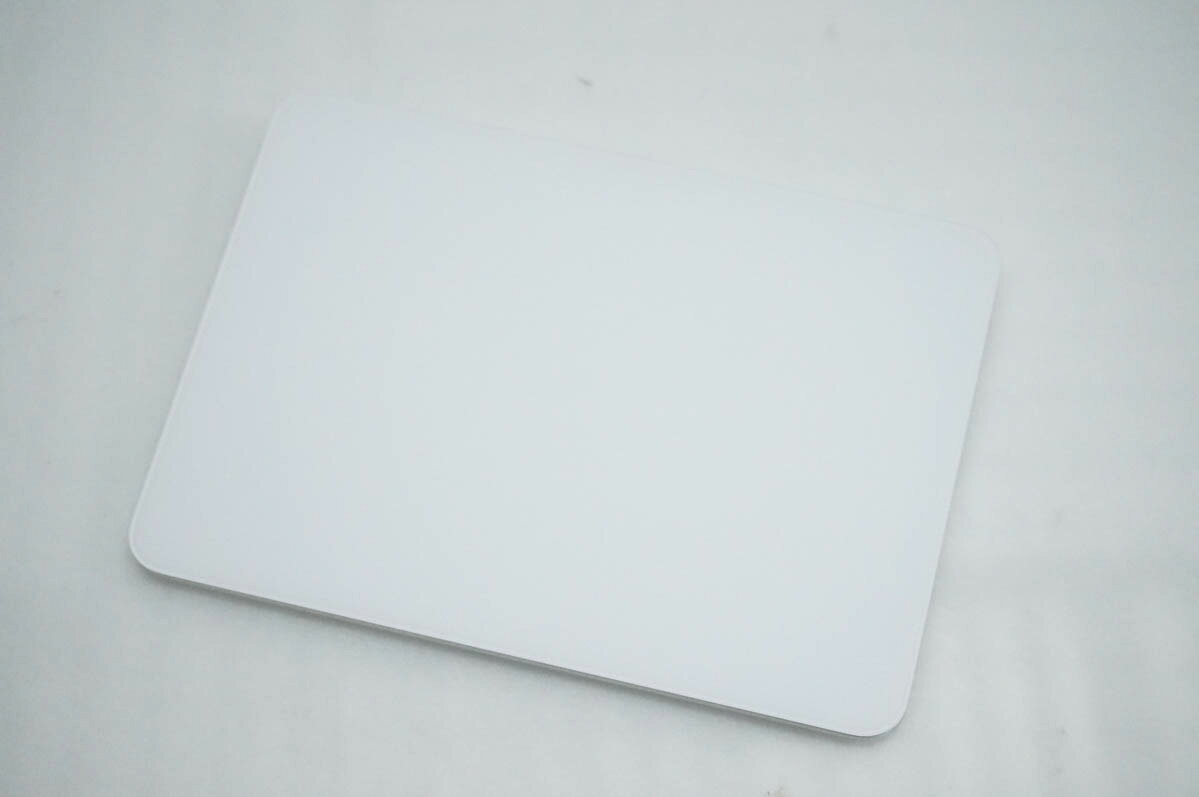 【中古】Appleアップル Magic Trackpad マジックトラックパッド MJ2R2J/A A1535