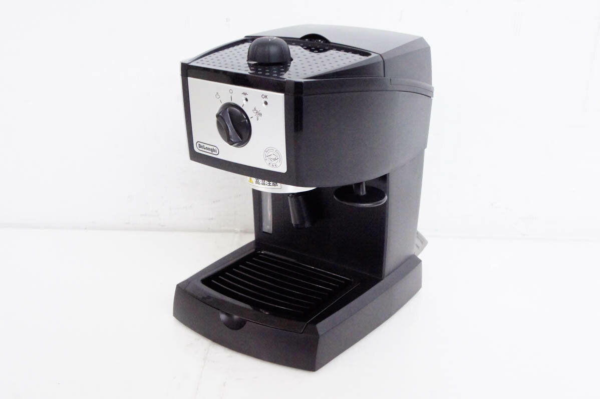 【中古】デロンギDeLonghi エスプレッソ カプチーノメーカー EC152J