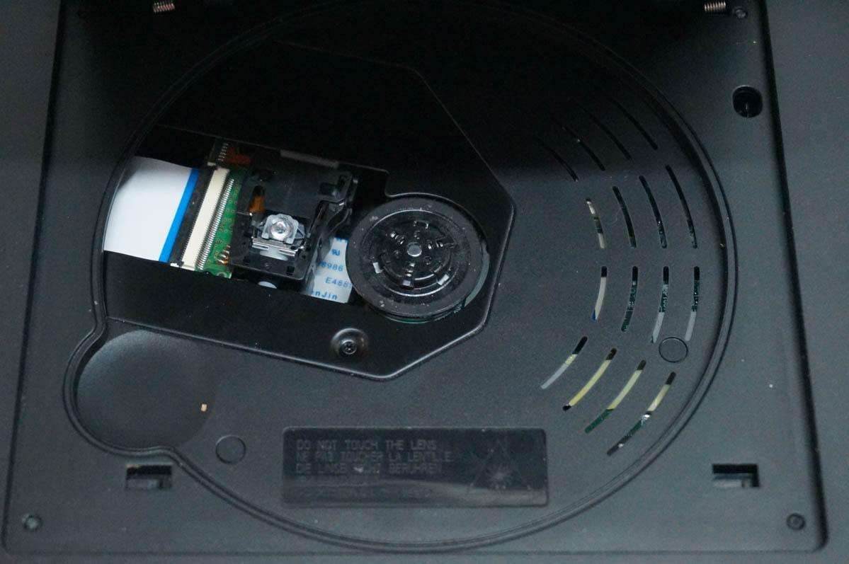 【中古】YAMAZENヤマゼン ポータブルBDプレーヤー TMB-L90R1