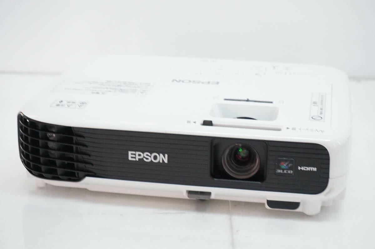 【中古】EPSONエプソン データプロジェクター EB-S04 3000lm