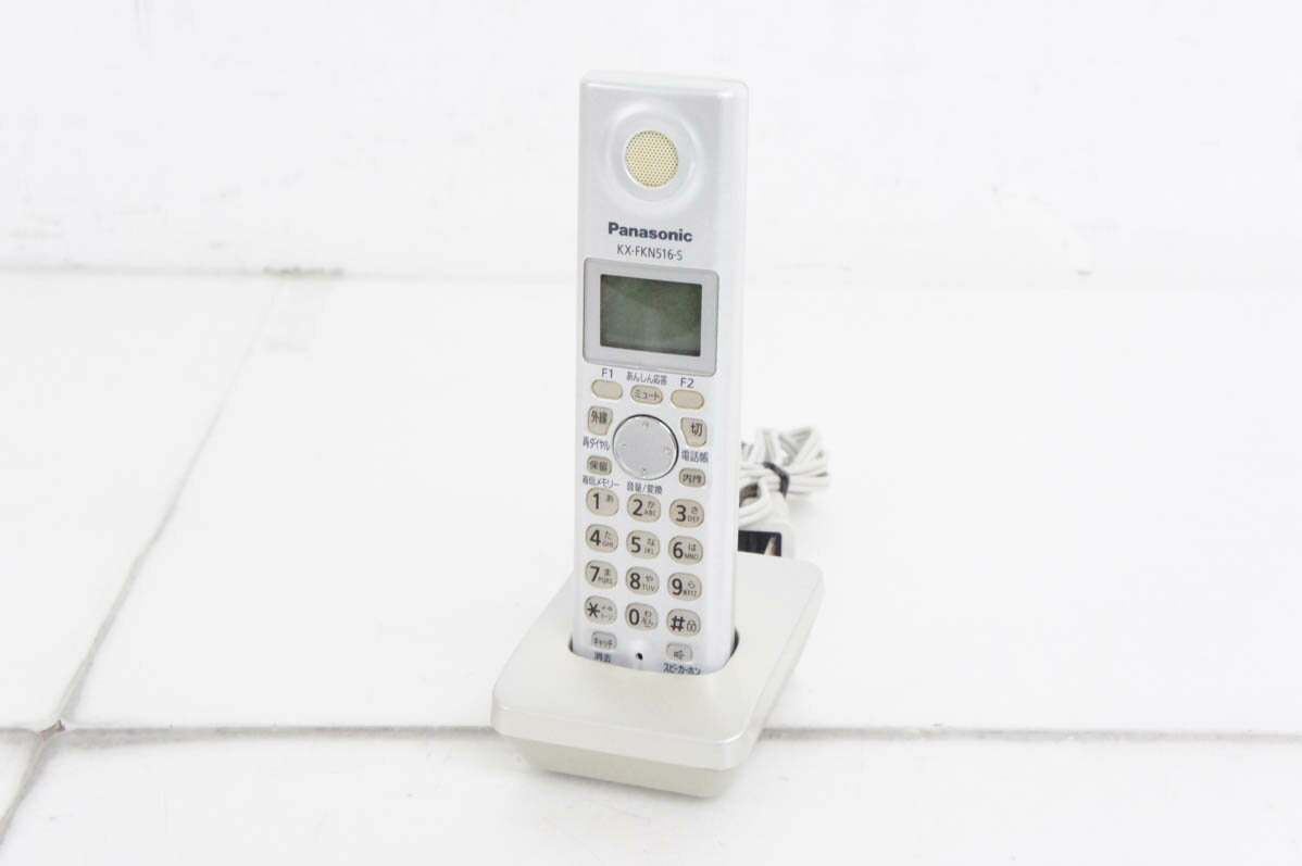 【中古】Panasonicパナソニック 増設子機 KX-FKN516-W 無接点充電 電話機/FAXに