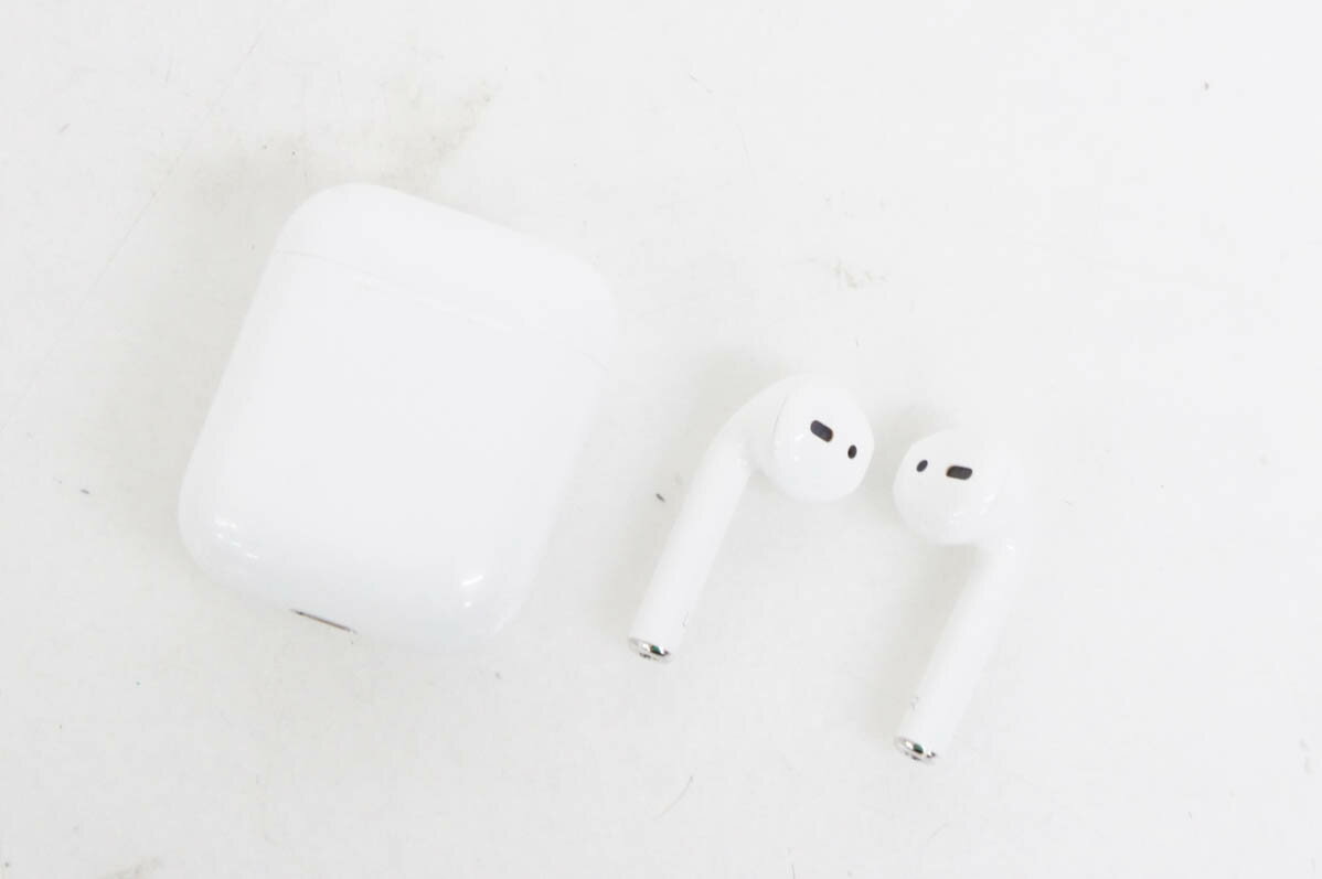 APPLE MV7N2J/A WHITE 本体 楽天市場】apple airpods mv7n2j/aの通販