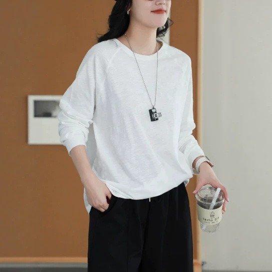 レディース シャツ Tシャツ 長袖 ゆったり コットン 綿 秋冬 秋 カジュアル 体型カバー 韓国風 ラウンドネック シンプル 冬 インナー ホワイト ピンク ブラック ネイビー 大人 30代 40代 通勤 大きいサイズ おしゃれ sng-store-10010763 ファッション&生活雑貨 SNG-Store パッケージ画像