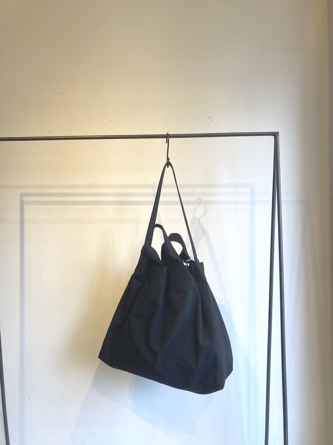 新品未使用 19AW still by hand レザーバッグ STILL BY HAND（スティルバイハンド） SALE！スティルバイハンド 巾着