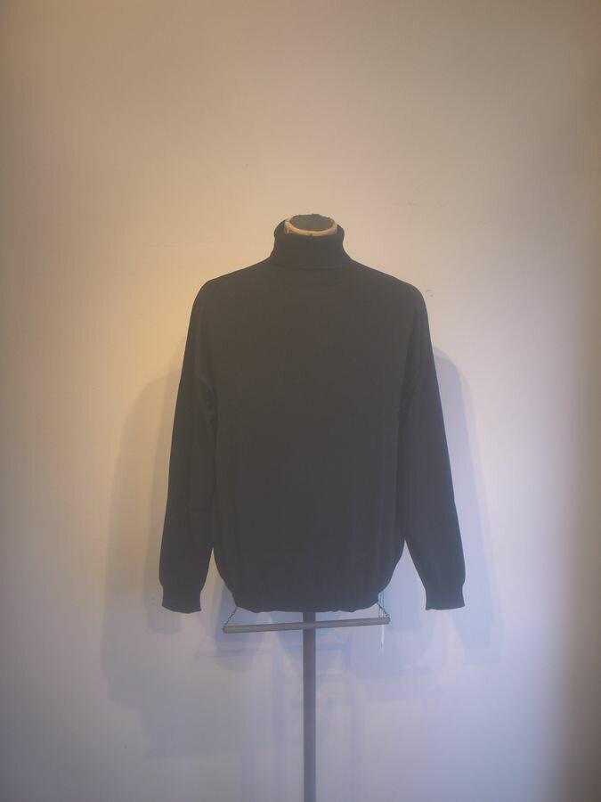 DELICIOUS(デリシャス)Cotton Knit Turtleneck