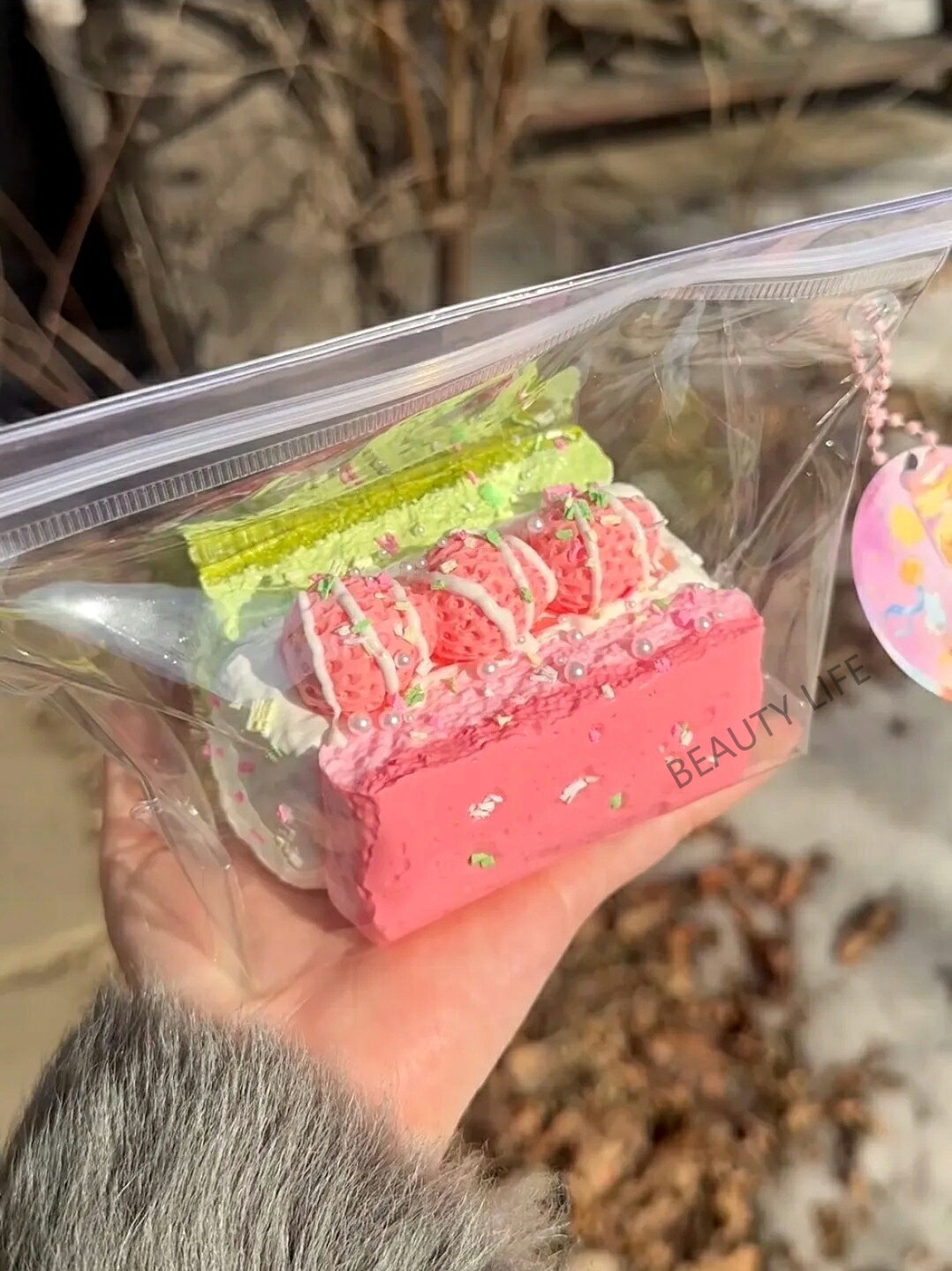 【SOFUMI公式】スクイーズ 大サイズ 中サイズ 低反発 かわいい 握る ストレス解消 もちもち おしゃれ オシャレ Y2K 握って遊ぶ そっくり 超しっとり ソフトなスローリバウンド 袋入り 学生向け 癒し系 スクイーズ 大福 snnm1015-10002191 BEAUTY LIFE サンプル画像3