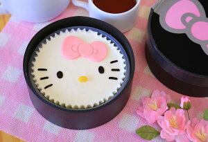 【年内配送】プレゼント ハローキティ 苺のふんわりクリームケーキ バースデー サンリオ キティちゃん 誕生日プレゼント キティ ケーキ ギフト イチゴ いちご かわいい 彼女 子供 誕生日ケーキ キャラクター お取り寄せスイーツ 送料無料 楽天スーパーSALE