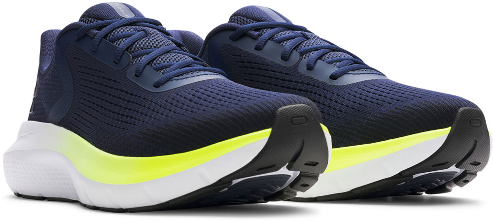 メンズ UAチャージド ローグ5 ランニングシューズ UNDER ARMOUR(アンダーアーマー) 3028256