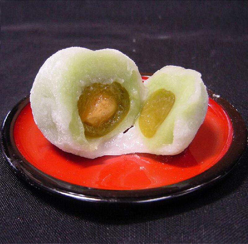 あわ家惣兵衛オンラインショップの【生菓子】青梅（梅あん＆甘露梅入り求肥餅包み）【饅頭/大福】お菓子 ご挨拶 お祝い お供え ギフト 贈り物 梅大福 お歳暮 和菓子 お取り寄せ おまんじゅう スイーツ 差し入れ お返し 法要 お土産 お中元 引菓子 香典 贈答品 老舗和菓子屋 スイーツ｜アングル3