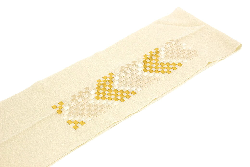 きもの館 創美苑の半襟 振袖 刺繍 成人式 半衿 白 アイボリー 金 市松格子 雪輪 花 ワンポイント 縮緬 ちりめん フォーマル カジュアル 日本製 送料無料｜アングル3