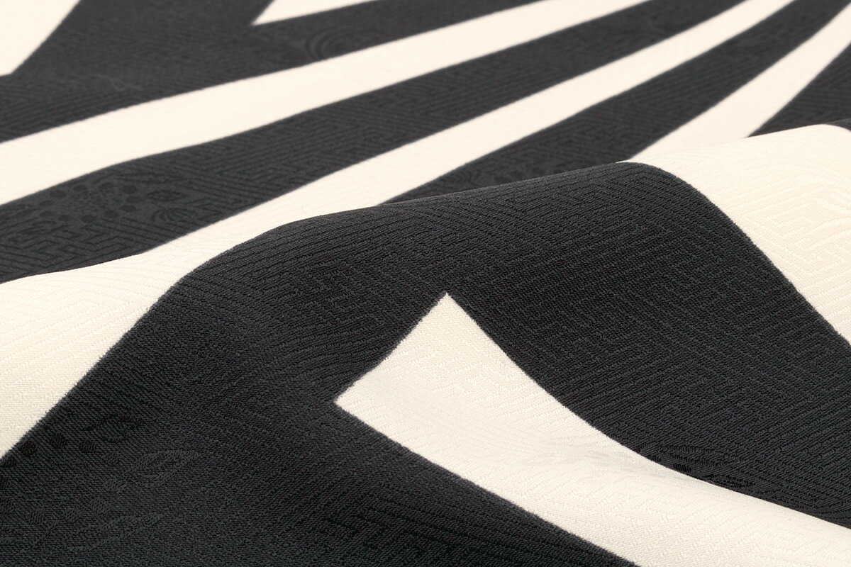 二尺袖着物 単品 袴用 ブラック ホワイト 黒...の紹介画像2