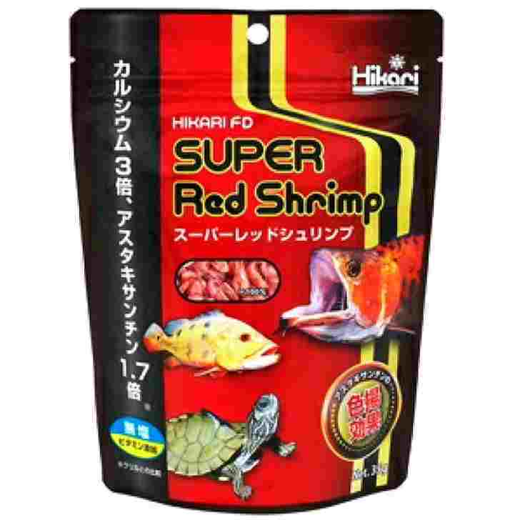 商品情報嗜好性が高いビタミン添加の天然飼料◆新鮮な天然原料を凍結真空乾燥(フリーズドライ)し、ミスト状ビタミンをたっぷり吸収させた、嗜好性・栄養価の高い飼料◆過剰な塩分は観賞魚の健康を害します。原料の淡水エビは塩分を含まないので安心して与えられます◆6種類のビタミン添加で発育・健康・ストレス軽減を行います◆ビタミンEの効果によって脂肪分の酸化を抑制し、劣化を抑えます◆劣化しやすい天然飼料を、窒素充填と脱酸素剤で抑制！　！　栄養素・風味も壊れにくい◆アスタキサンチン1.7倍・カルシウム3倍(クリルと比較　メーカー調べ)◆抜群の色揚効果と豊富なミネラルによってしっかりとした骨格が形成されます◆細胞破壊しないフリーズドライ加工は栄養価が高く良く食べます■原材料：淡水エビ、ビタミンE、ビタミンC、ビタミンB1、ビタミンB2、ビタミンB6、ビタミンB12■保証成分：粗蛋白質58.8％、粗脂肪6.2％、粗繊維7.2％、水分3.7％、粗灰分22.8％■給与方法：魚に与える場合：1日2〜4回、5分くらいで食べきる量を与えてください。魚の習性として急に餌を換えると食べないことがありますが、その場合は徐々にならすようにしてください。カメに与える場合：1日数回に分け、2〜3分で食べきる量を与えてください。子ガメには回数を多く与えるとよいでしょう。※水温が低いときは食べる量が少なくなります。※商品パッケージは変更の場合あり。メーカー欠品または完売の際、キャンセルをお願いすることがあります。ご了承ください。この商品は キョーリンひかりFDスーパーレッドシュリンプ35g ポイント フリーズドライ　シュリンプ ショップからのメッセージ 納期について 4