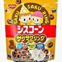 商品情報サクサクと楽しい食感で、コク深いチョコレート味のリング状パフシリアル。1食分 (30g) に10億個の植物性乳酸菌を配合。1食分 (30g) に牛乳200mlをかけて食べると、1日に必要なカルシウムと鉄分の1/2、9種類のビタミンの1/3以上を摂取できます。乳成分不使用。希望小売価格ノンプリントプライス内容量150g原材料名砂糖（国内製造）、コーングリッツ、小麦粉、ココアパウダー、果糖、小麦全粒粉、カカオマス、食塩、乳酸菌粉末／炭酸カルシウム、ビタミンC、香料、ピロリン酸鉄、酸化防止剤（ビタミンE）、乳化剤、ナイアシン、パントテン酸カルシウム、ビタミンB6、ビタミンB1、ビタミンB2、葉酸、ビタミンD、ビタミンB12栄養成分表示 [1食分(40g)当たり]エネルギー115kcal(241kcal)たんぱく質2.0g(8.8g)脂質0.71g(8.55g)炭水化物25.8g(35.7g)糖質24.7g(34.6g)食物繊維1.1g(1.1g)食塩相当量0.25g(0.46g)カルシウム132mg(359mg)鉄4.5mg(4.5mg)ナイアシン4.2mg(4.4mg)パントテン酸0.81mg(1.95mg)ビタミンB10.36mg(0.44mg)ビタミンB20.18mg(0.49mg)ビタミンB60.45mg(0.51mg)ビタミンB120.45μg(1.07μg)ビタミンC36mg(38mg)ビタミンD3.3μg(3.9μg)葉酸99μg(109μg)括弧内は牛乳200mlを加えた場合の計算値です (パッケージの表記と若干異なる場合があります)この商品は シスコーン サクサクリングチョコ　150g×4袋 ポイント シスコーンはお子さまの成長のパートナー！リング状のパフシリアル ショップからのメッセージ 納期について 4