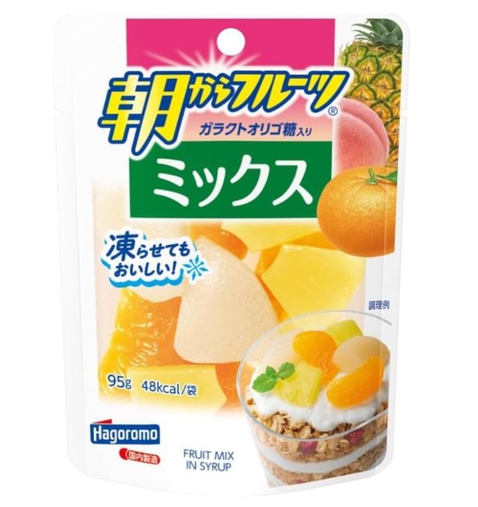 商品情報1人分にちょうどいい使いきりサイズ。そのままお召し上がられるのはもちろん、1人分デザートのトッピングにもぴったりです。特に朝食のヨーグルトやシリアルなどによく合います。みかん、パインアップル、白桃が入っています。ちょうど良い甘さのガラクトオリゴ糖入りシラップが、フルーツのおいしさを引き立てます。凍らせて食べても美味しく召し上がっていただけますのでスポーツや行楽の際にもお楽しみいただけます。原材料・成分果実（パインアップル（フィリピン）、みかん（中国）、白もも(中国））、糖類（ぶど う糖果糖液糖、ガラクトオリゴ糖）　／　クエン酸、酸化防止剤（ビタミンC）、甘味料（ステビア）、香料メーカー欠品または完売の際、キャンセルをお願いすることがあります。ご了承ください。