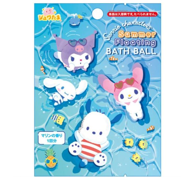 商品情報かわいい「サンリオキャラクターズ」と楽しいバスタイム♪ぷかぷか浮かぶ姿のマスコット入「バスボール」です。出てくるマスコットは全4種類 (マイメロディ・クロミ・ポチャッコ・シナモロール)。どれが出るかはお楽しみ♪マリンの香りのお風呂にも癒されそう。メーカー欠品または完売の際、キャンセルをお願いすることがあります。ご了承ください。急遽在庫切れになる場合がございます。※離島の場合送料がプラスされる場合がございます。その節は何卒ご容赦賜りますようお願い申し上げます