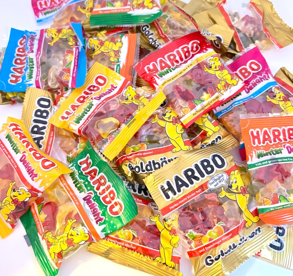 クリスマス 合計40袋 ハリボー ウインターディライト20袋+ミニゴールドベア 10g20袋 業務用 HARIBO 業務用 小分けシェア 配るよう 大容量 業務用 お菓子 ぐみ イベント プレゼント 大人 個包装 景品 駄菓子