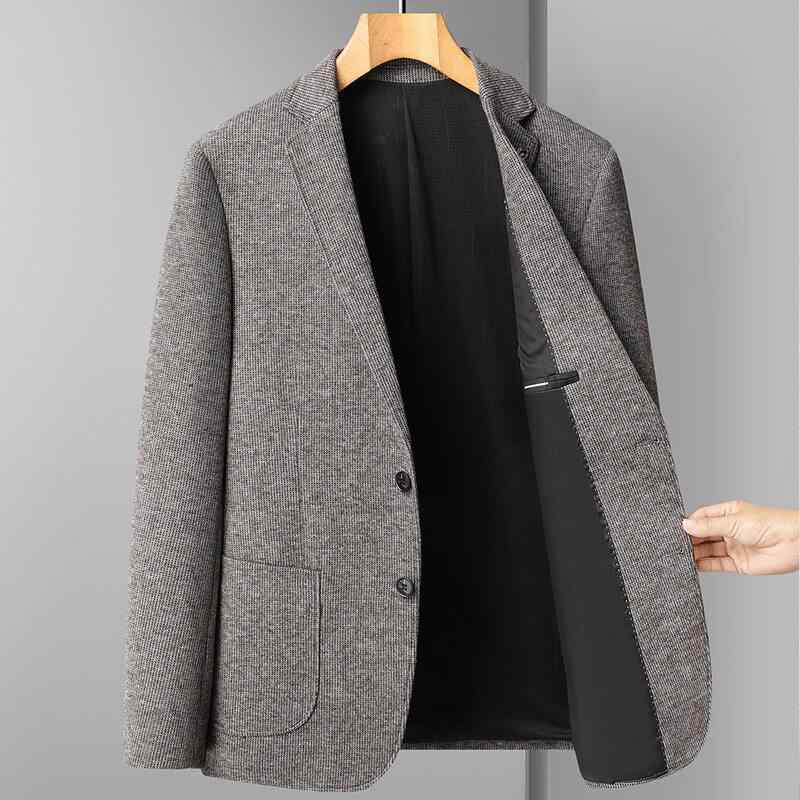 ・カテゴリ: 休闲西服・機能: 洗濯機洗い可・フィット感: スリムフィット・襟型: テーラードカラー・前立て: 2つボタンシングル・スタイル: ビジネス、カジュアル・柄: 無地・誤差範囲: 2-3cm・素材: ポリエステル・裏地素材: ポリエステル・着用シーン: カジュアル・ベント: ノーベント・対象: 中年男性・加工: 形態安定加工・ディテール: マルチポケット・着丈: 標準・袖丈: 長袖・ポケット仕様: 片玉縁ポケット・カラー: グレー・サイズ: M(170)、L(175)、XL(180)、2XL(185)、3XL(190)、4XL(195)・裾デザイン: ラウンドテール