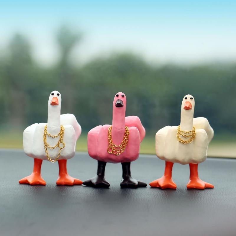 カーアクセサリー かわいい キャラクター 樹脂製 置物 おしゃれなインテリア装飾 センターコンソール ダッシュボード対応 小物 グッズ