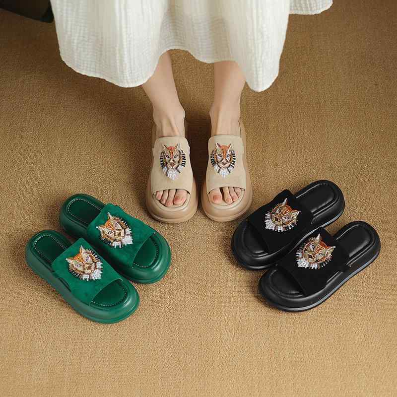 乐天商城 - サンダル レディース カジュアル 厚底 ワンストラップ 羊革スエード 刺繍 ラウンドトゥ ゴム底 豚革インソール 屋外用 春夏 ブラック グリーン ベージュ