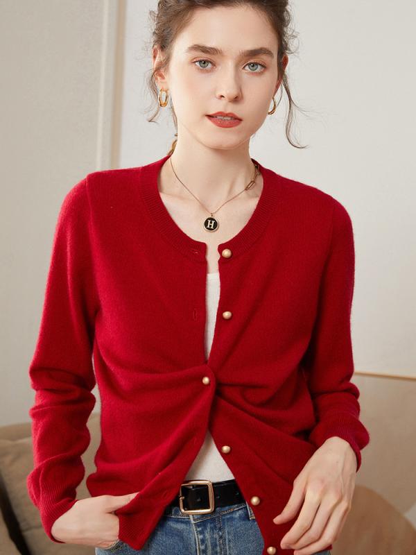 Rakuten - カーディガン レディース 秋冬 カシミヤ ニット クルーネック 丸首 ゆったり ルーズフィット シンプル 無地 マットメタルボタン 中厚手 細見え 華奢見え 通勤 オフィス ビジネス