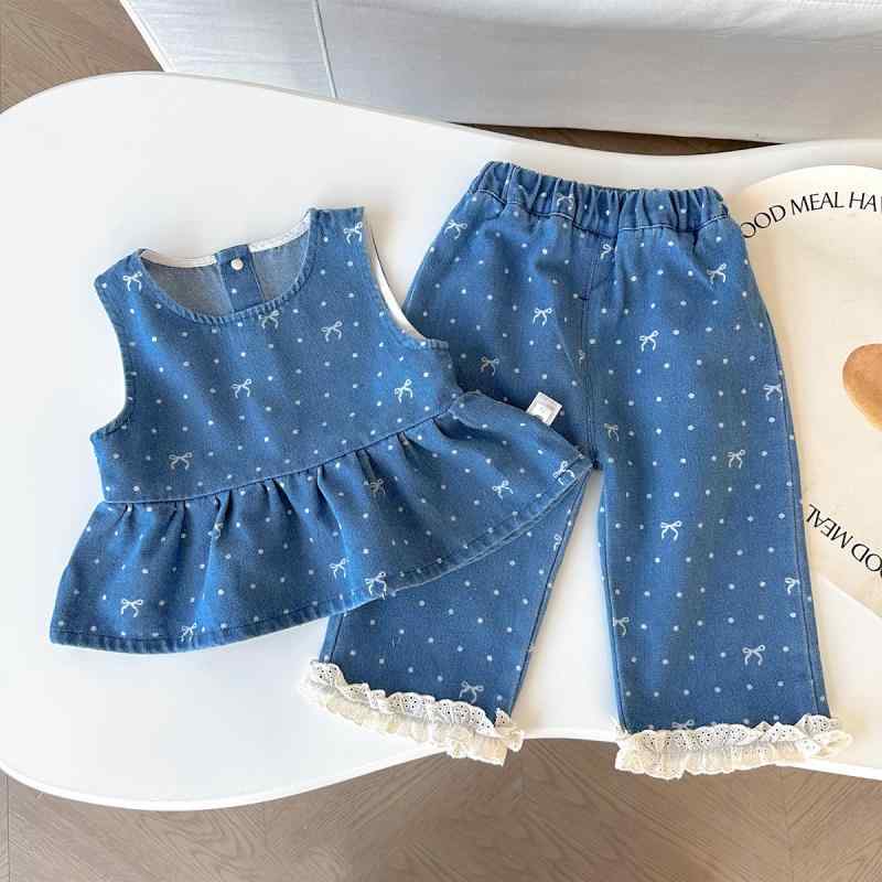 セットアップ 女の子 ベビー デニム ベスト ジレ パンツ ズボン インナーシャツ カットソー 綿 おしゃれ かわいい 薄手 普段使い お出かけ 通園 秋冬春 韓国風 2点セット