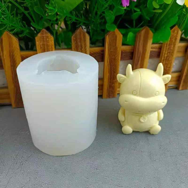 シリコンモールド かわいい ウシ 3D 立体 動物モチーフ チョコレート お菓子作り ...