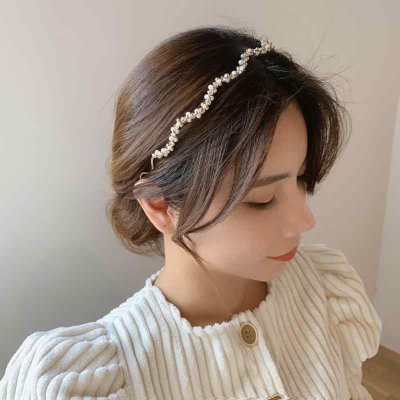 ヘアバンド レディース パール ウェーブ ラインストーン フレンチ エレガント シンプル スタイリッシュ 普段使い かわいい ヘアアクセサリー