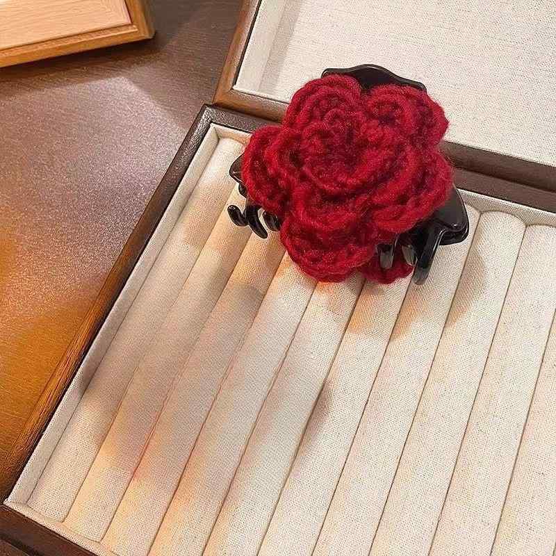 Accessories Supplies - ヘアクリップ レディース 秋冬 ふわふわ 蝶結び 赤 高級感 後頭部用 アクリル 手作り かわいい 日常使い ヘアアクセサリー