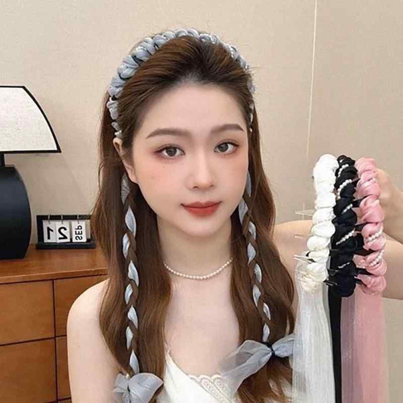 Wear （Martial Arts） - ヘアバンド レディース パール ウェーブ 高級感 デザイン シンプル スタイリッシュ かわいい スイート ファッション 通勤 普段使い 洗顔 外出 アクリル素材 ピンク ベージュ グレー 春