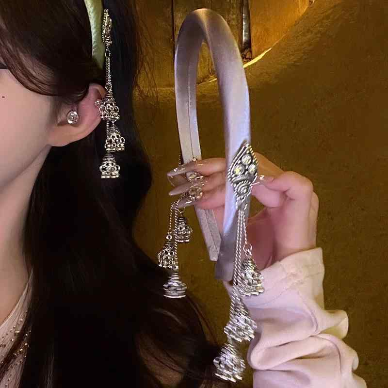 Other - ヘアバンド レディース レトロ 緑 ベルベット 水滴型 鈴 タッセル 細縁 高頭頂 クール 気質 金属 メッキ加工 韓国風 清新 スイート 春
