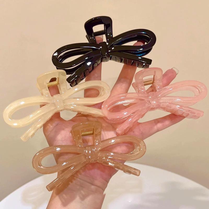 ・カテゴリ: ヘアアクセサリー・タイプ: つかみクリップ・スタイル: 清新スイート・カラー展開: ピンク、ミディアムイエロー、ジェリーホワイト、ブライトブラック、オレンジブラウン、クリアブラウン・デザイン: 蓮蓬・デザイン分類: 植物花卉・対象: 女性・加工: 焼付塗装