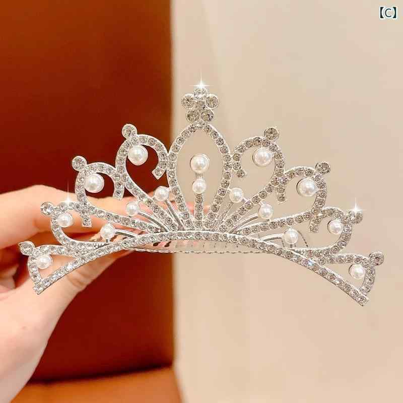 ふんわり暮らし鞄店のヘアアクセサリー 女の子 王冠 プリンセス ティアラ パール ラインストーン 花モチーフ 葉モチーフ ハート型 ジルコニア型 ウェーブ型 コーム 挿し櫛 ヘアピン 誕生日 パーティー ステージ かわいい キッズ 夏｜アングル3