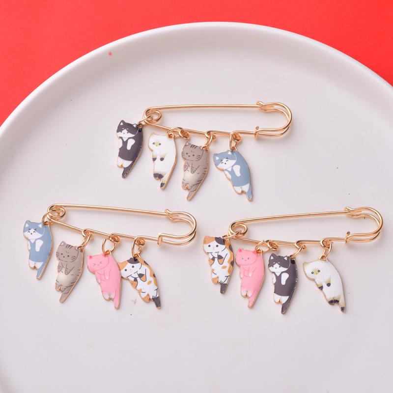 ブローチ メンズ レディース かわいい 猫 モチーフ 合金 カードゥーン ピン バッジ バッグ アクセサリー チャーム ブラック ホワイト ピンク 春