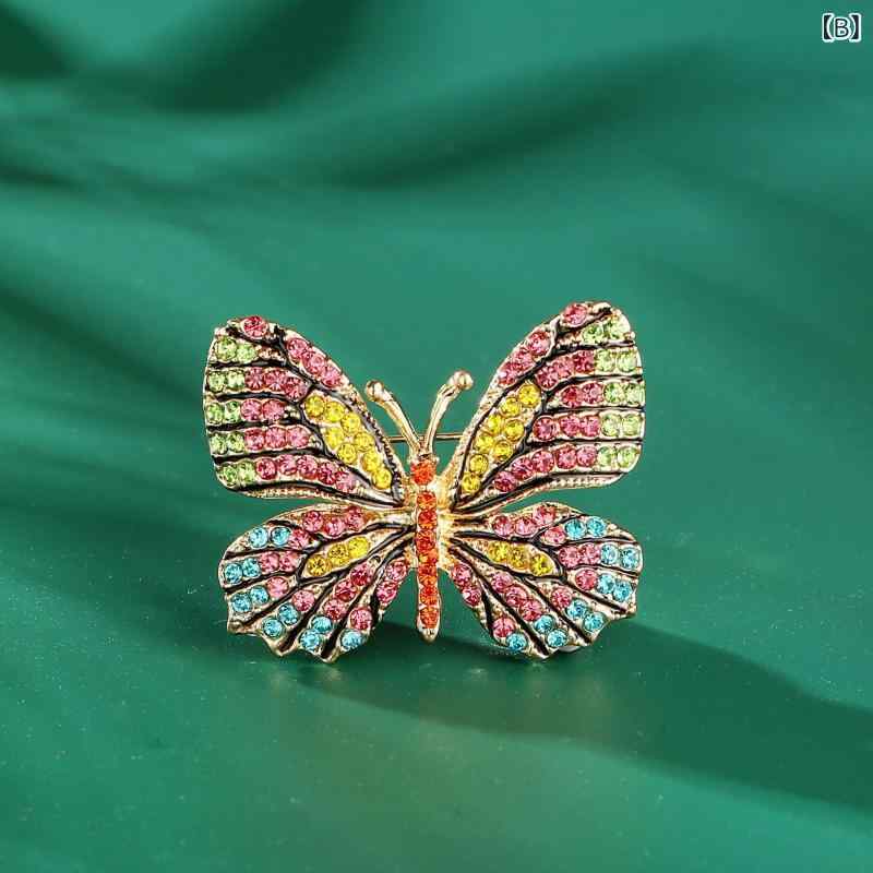 ふんわり暮らし鞄店のブローチ メンズ レディース 夏 レトロ 蝶花柄 タッセル フリンジ 胸花 アウター ファッション アクセサリー 合金 ナチュラル かわいい スイート 普段使い おしゃれ フレッシュ｜アングル3
