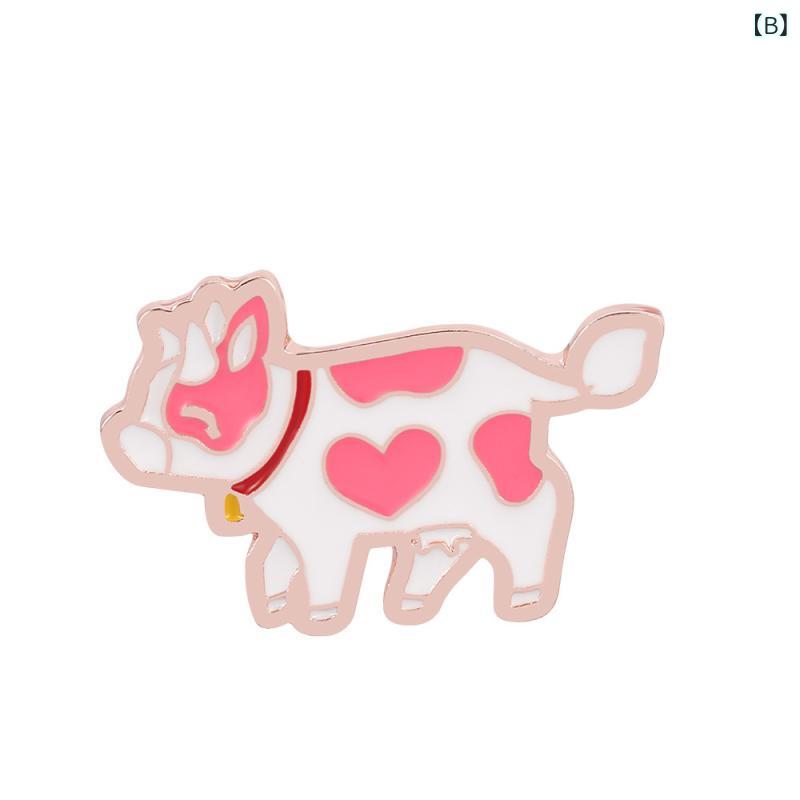 ブローチ メンズ レディース 飛ぶ乳牛 デザイン 青 ピンク エナメル 加工 ピンバッ...