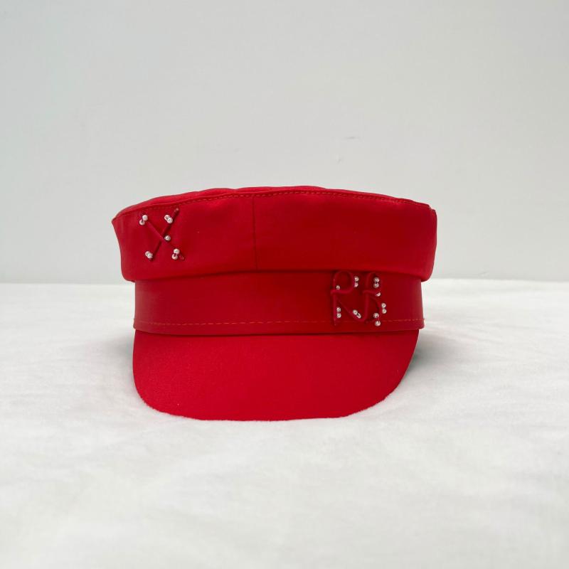・製品カテゴリ: マリンキャップ・人気要素: 英字,数字・柄: 刺繍・帽子のトップ: 平天・つばのスタイル: 短いつば・カラー: レッド,ブラック,ホワイト・サイズ: 調節可能・機能: UVカット,日よけ・スタイル: キャスケット・テイスト: 万能,エレガント,おしゃれなオフィススタイル,ライトラグジュアリー・加工方法: 縫製・生地素材: サテン生地・スタイルカテゴリ: おしゃれな通勤・加工技術: 手刺繍,経編み・つばの形状: カーブ