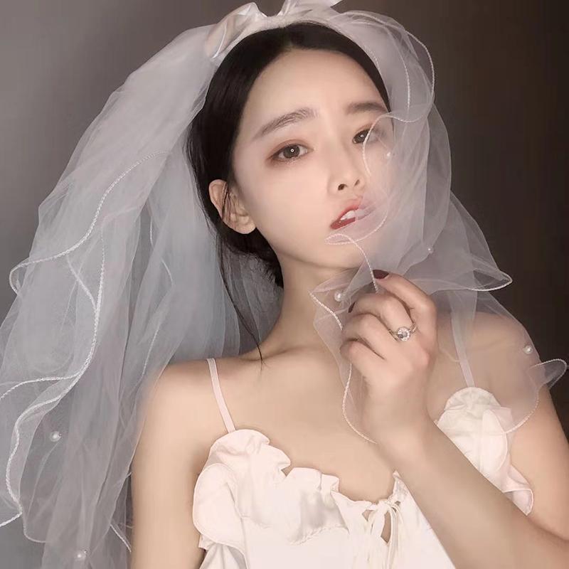 乐天商城 - 頭飾 女性 白 ヘッドベール ウェディング アクセサリー 蝶結び リボン ビーズ ラインストーン チュール ボリューム 結婚式 プロポーズ 撮影 ふわふわ 短め