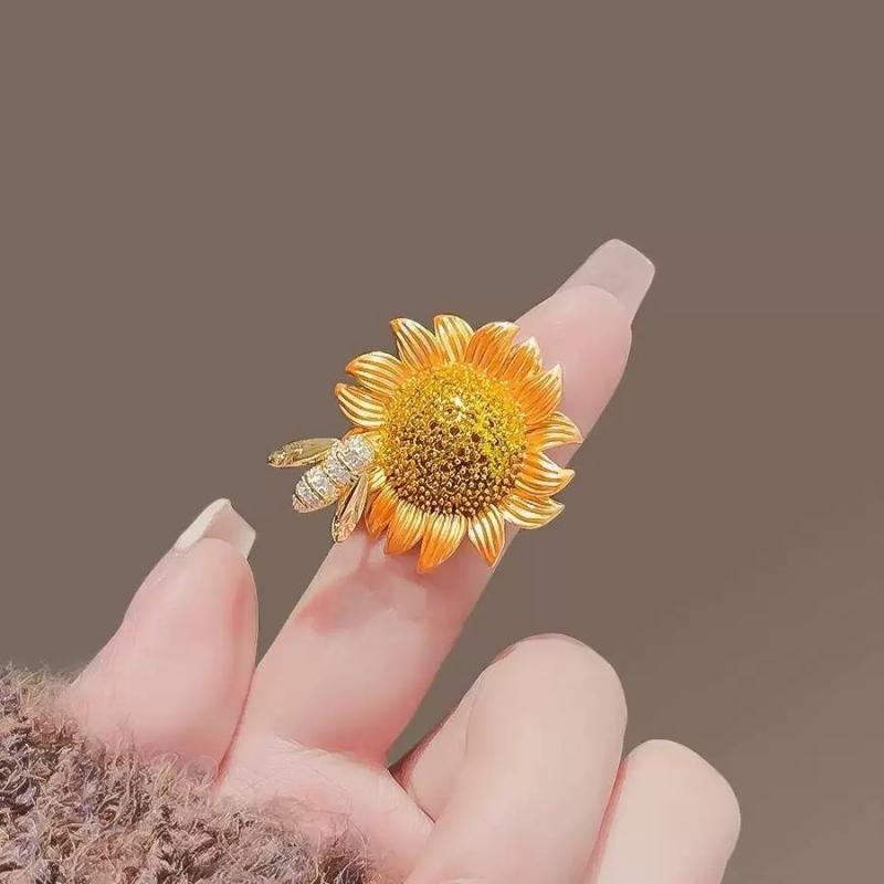 ブローチ メンズ レディース 高級感 かわいい 蜂 デイジー ひまわり 花モチーフ 胸花 襟止め ずれ防止 ボタン アクセサリー 電気メッキ加工 亜鉛合金 通勤 おしゃれ OL 夏