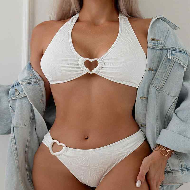 ・性別: 女性・柄: 無地・スタイル: セクシー・主な素材: ポリエステル82%、スパンデックス18%・生地重量: 200g・用途: スイミング、水中スポーツ・カラー展開: ローズレッド、ホワイト・サイズ展開: XS、S、M、L・袖丈: 無袖・デザイン: 三角