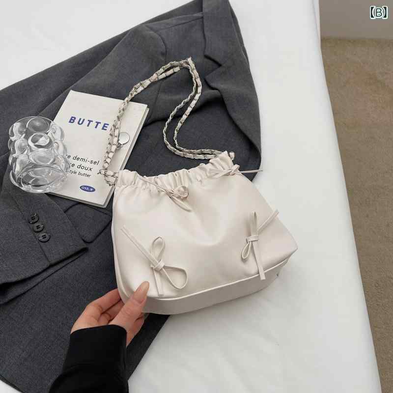 水桶バッグ レディース チェーン ショルダーバッグ ミニ サドル型 斜めがけ 普段使い PUレザー ソフト マグネット スマホポケット 黒 オフホワイト ピンク 春 3