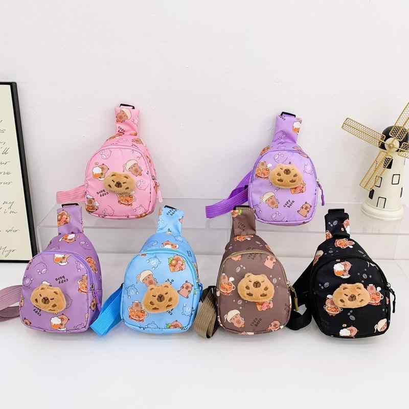 ・柄: アニメカートゥーン・スタイル: かわいい・主な素材: ナイロン・裏地: ポリエステル・カラー展開: ブルー、ダークパープル、ブラウン、ピンク、ブラック、パープル・機能: 透気性・対象: 男女共用・用途: 日常・適用学齢: 幼稚園